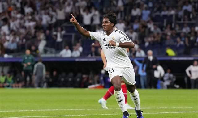 里昂队取得关键胜利，继续追赶积分榜头名的简单介绍