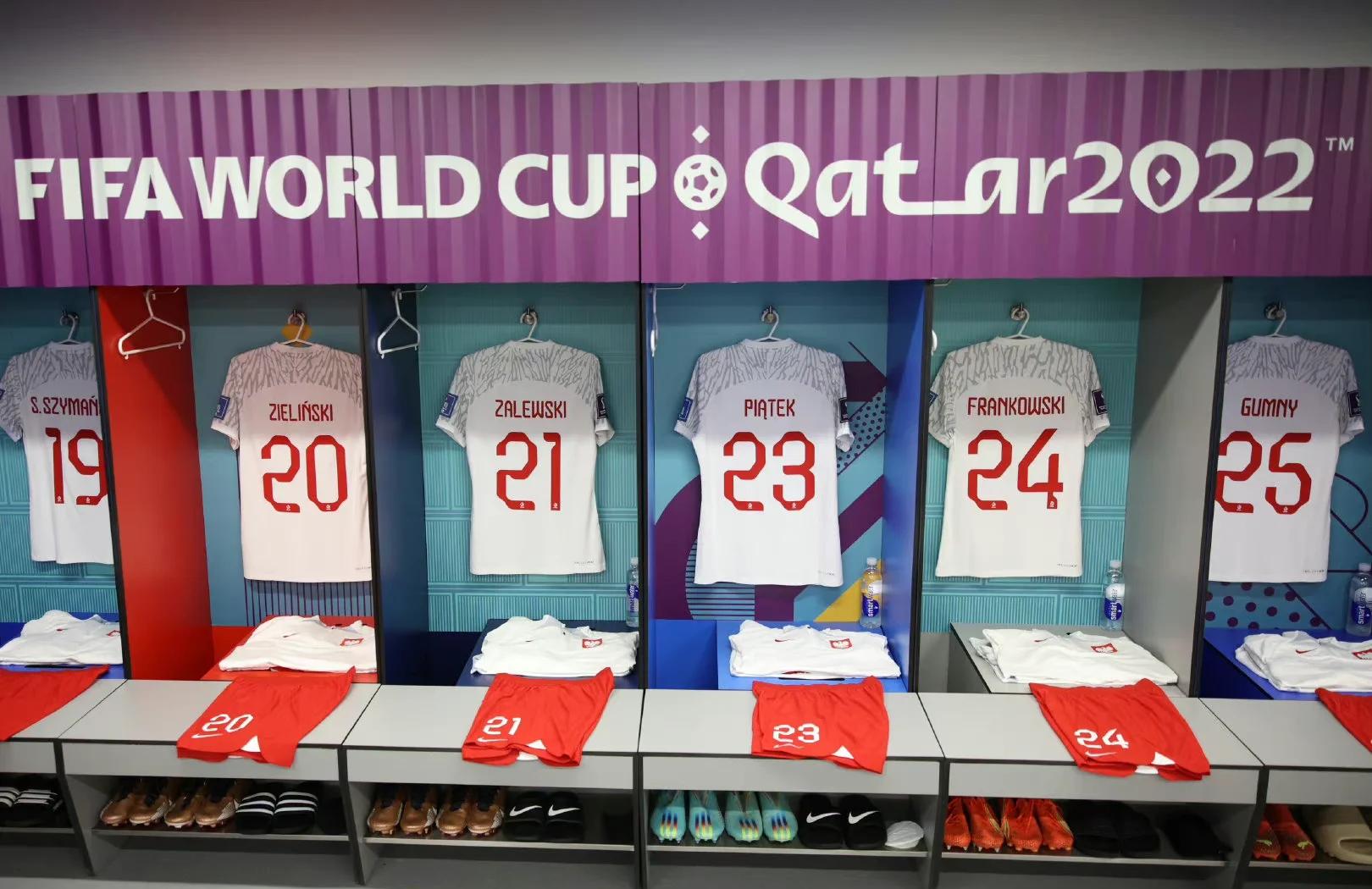 意大利队战胜挑战，愿望晋级继续夺冠之路的简单介绍