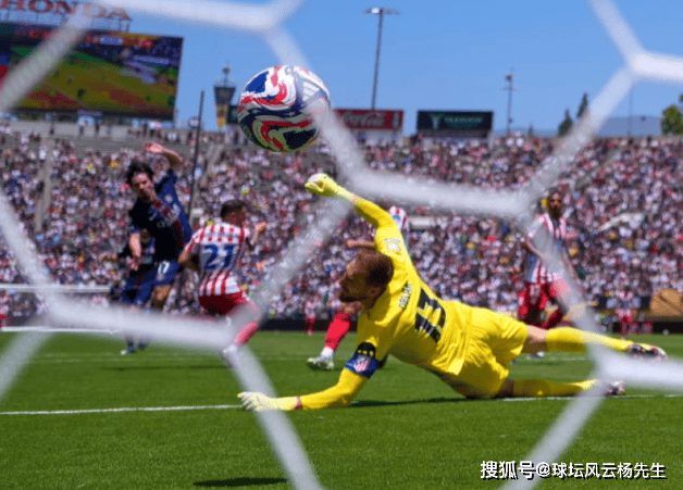 亚眠主场战胜巴黎圣日耳曼，取得意外胜利