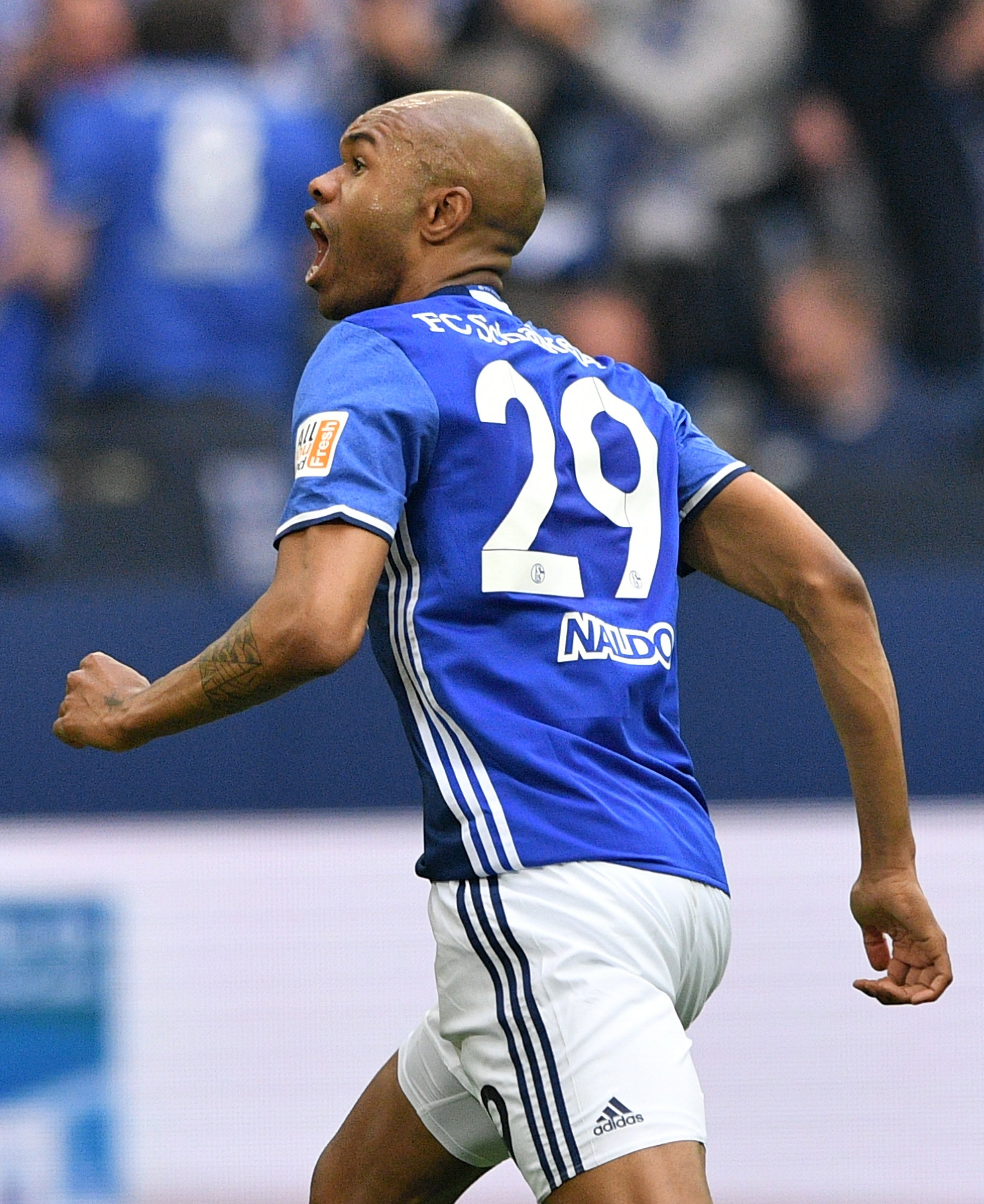 多特蒙德客场战平沙尔克，保持不败纪录的简单介绍