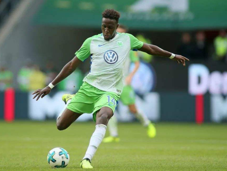 包含沃尔夫斯堡对阵汉诺威，胜负悬念无法预料的词条