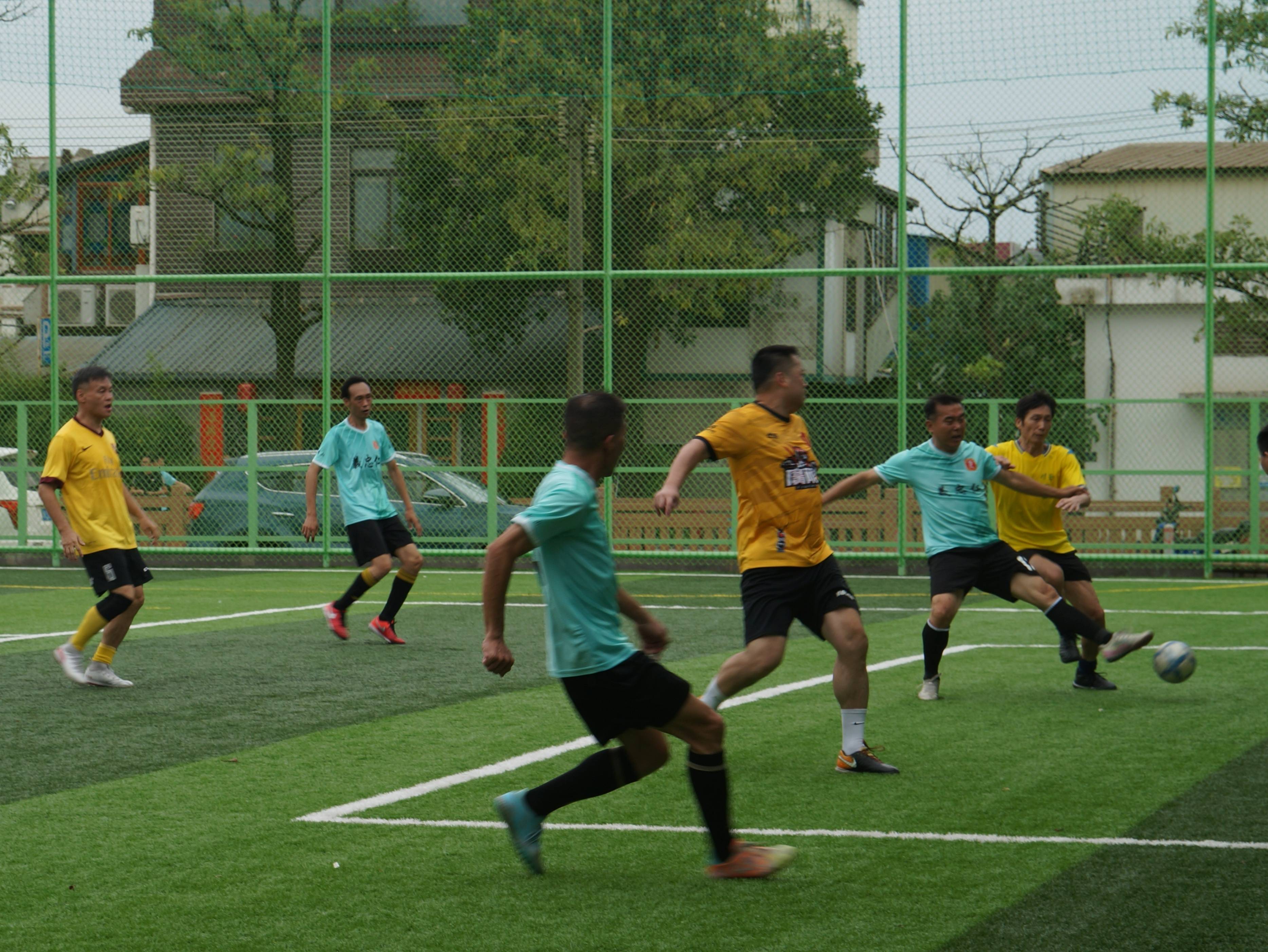 关于精彩足球比赛揭晓：谁将称霸赛场？的信息