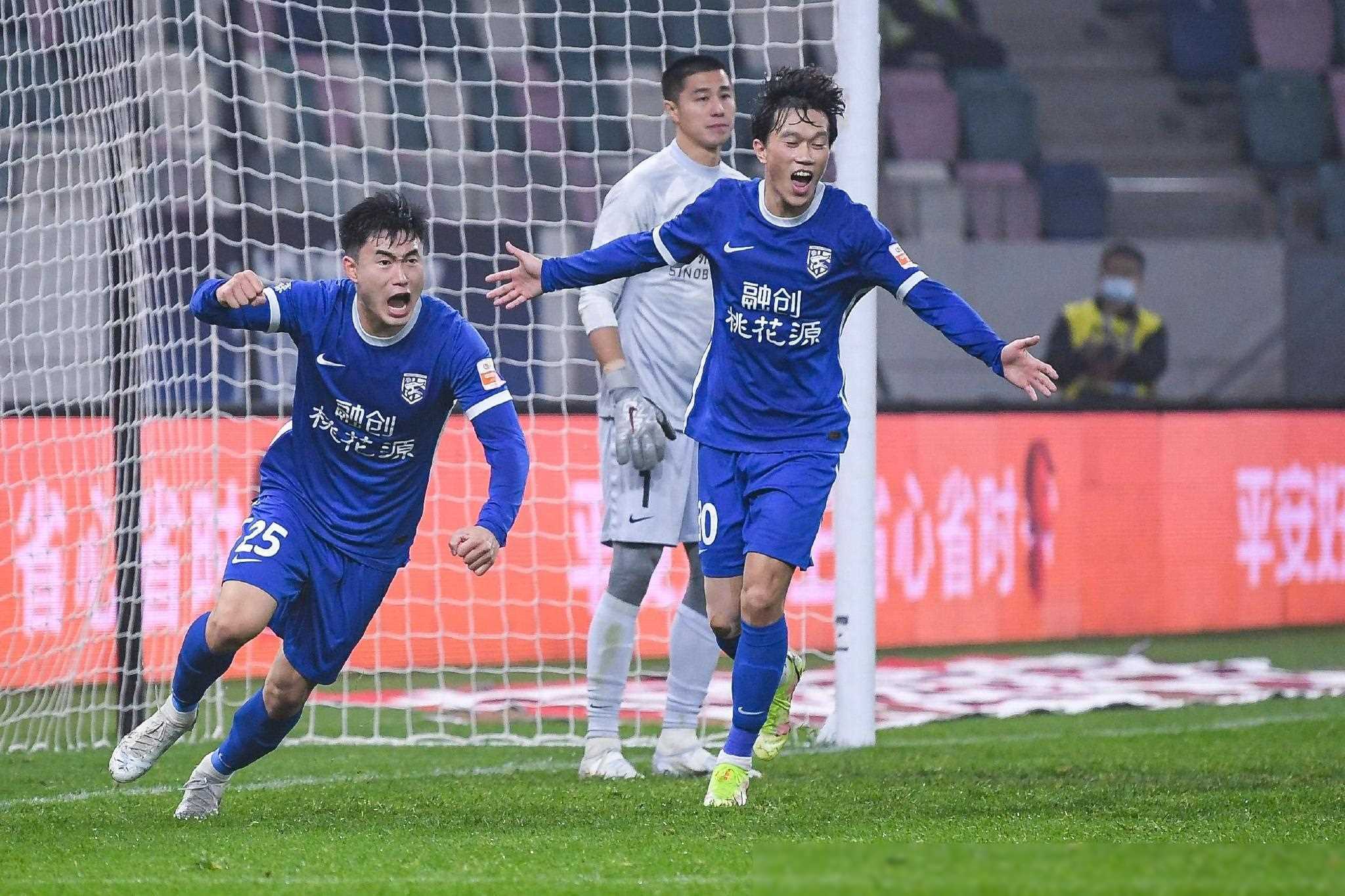 梅斯临时替补球员出彩，打破僵局