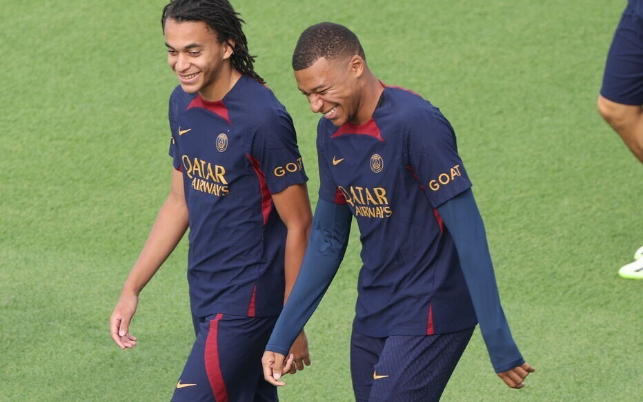 巴黎人客场大胜克雷泰，姆巴佩雷纳尔多双星闪耀