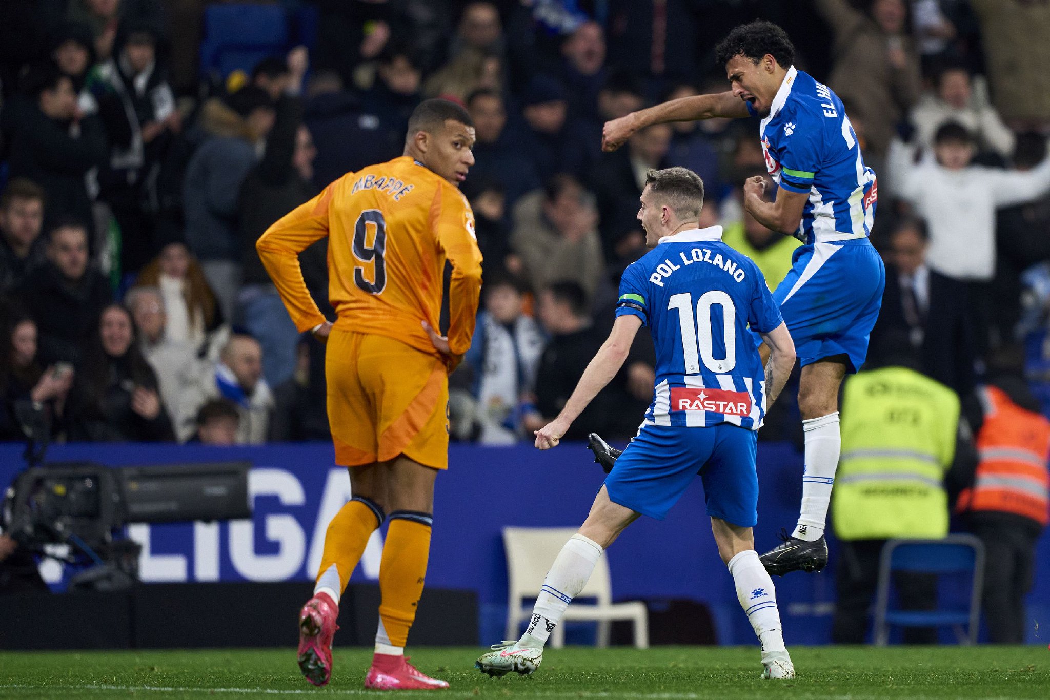 皇马客场不敌对手，遭遇失利