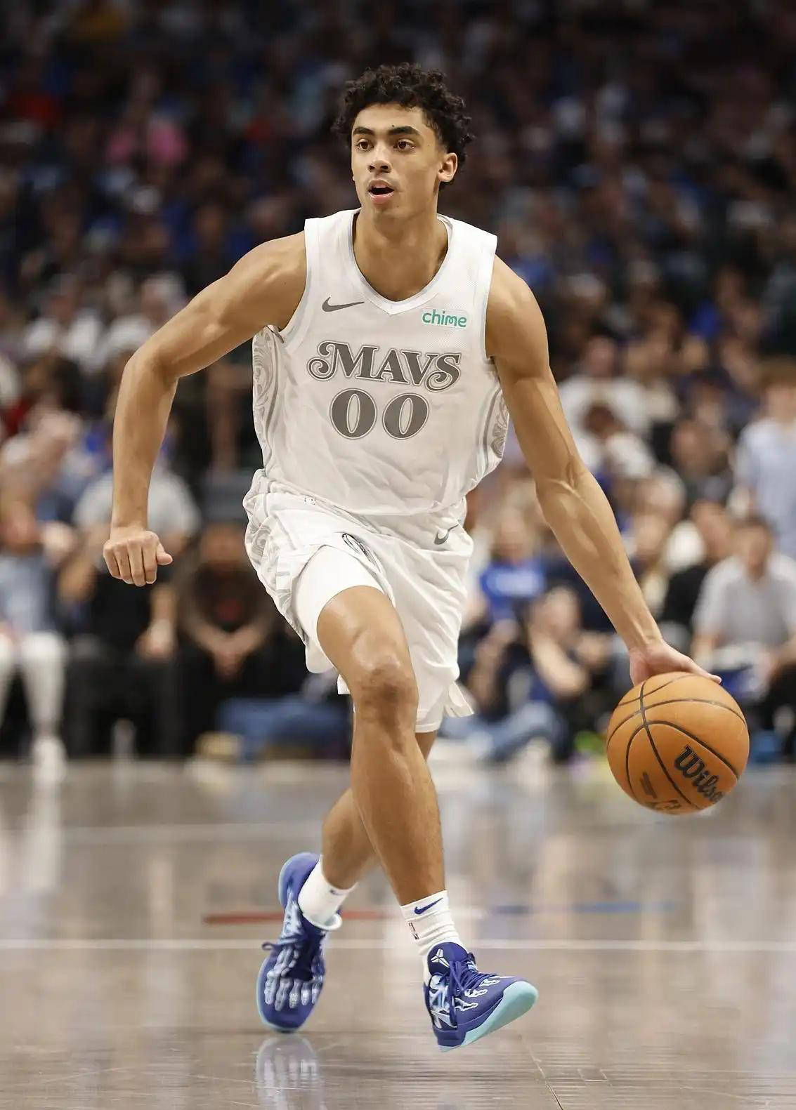 新秀球员崭露头角，成为球队新希望