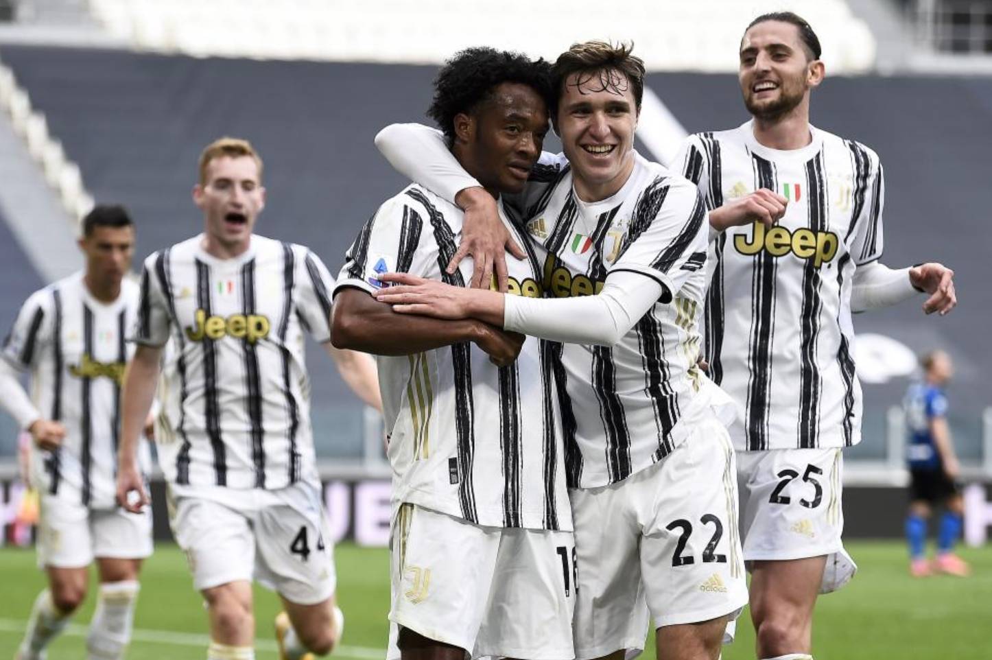 沙尔克主场平局,德甲保级形势略显稳定的简单介绍 沙尔克主场平局,德甲保级形势略显稳定的简单介绍