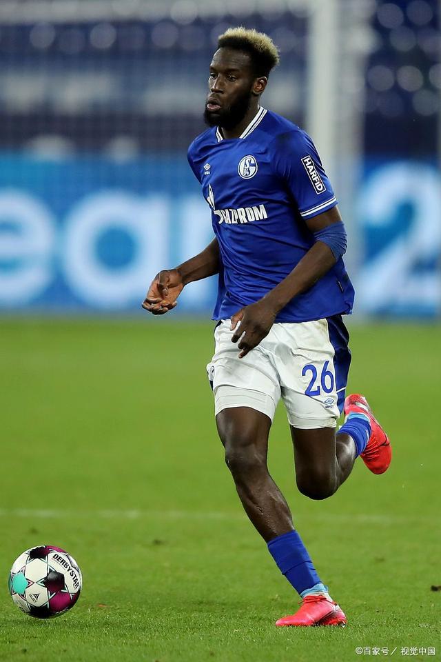 沙尔克遭遇惨败，保级困境愈发严重的简单介绍