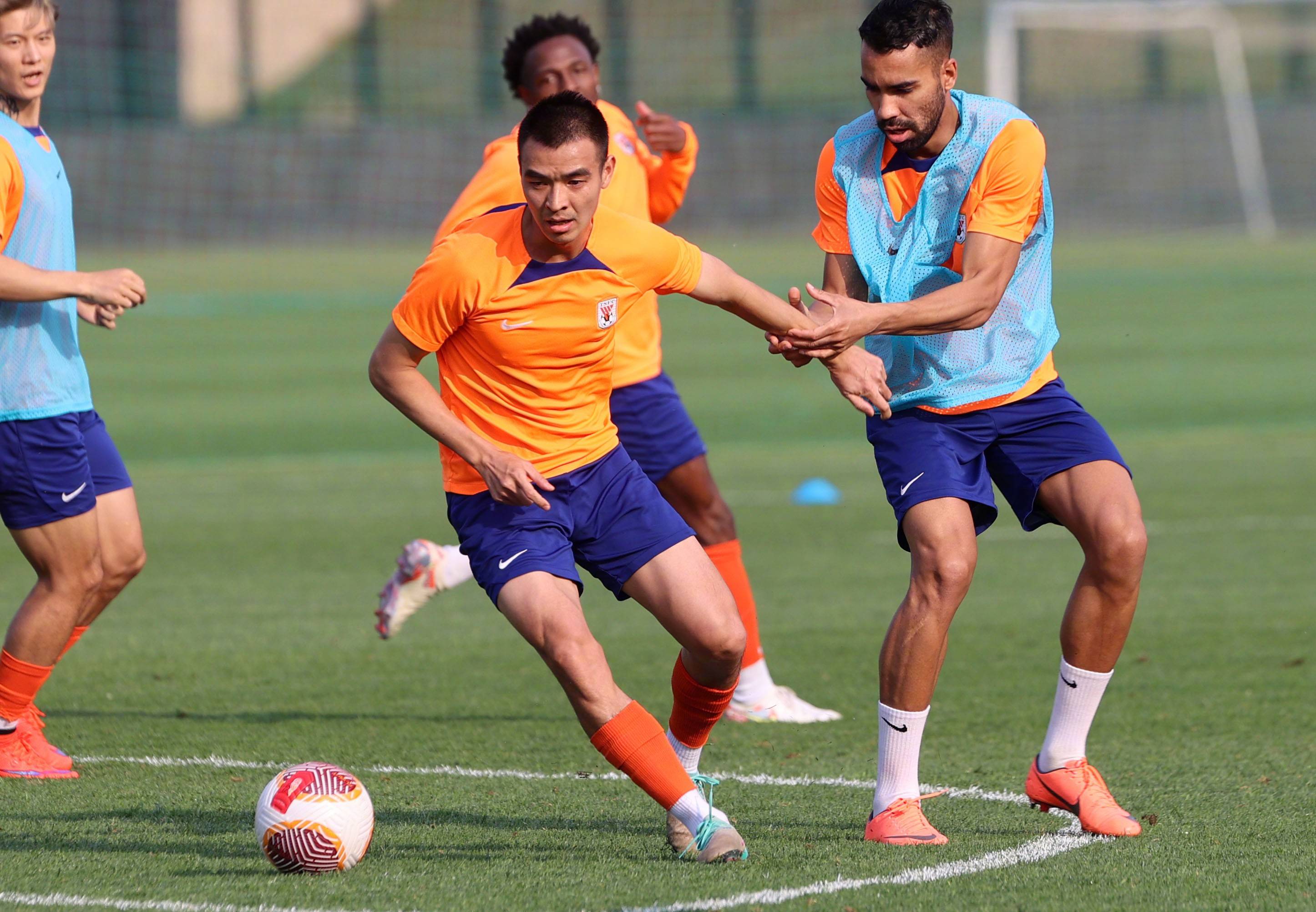 关于山东鲁能客场-击败上海海港,助贵州晋级的信息 关于山东鲁能客场-击败上海海港,助贵州晋级的信息