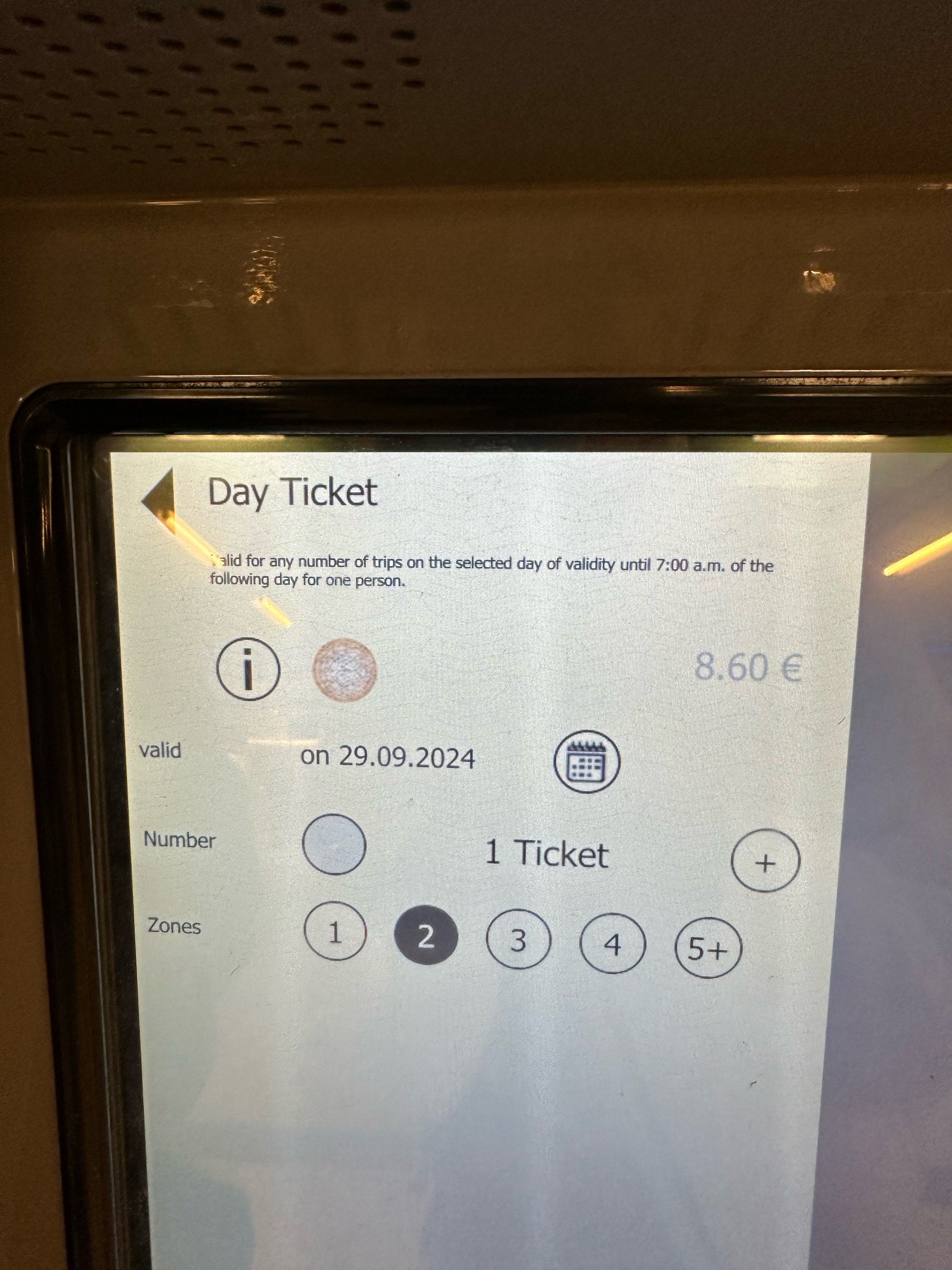 斯图加特队球员因违规行为遭到罚款