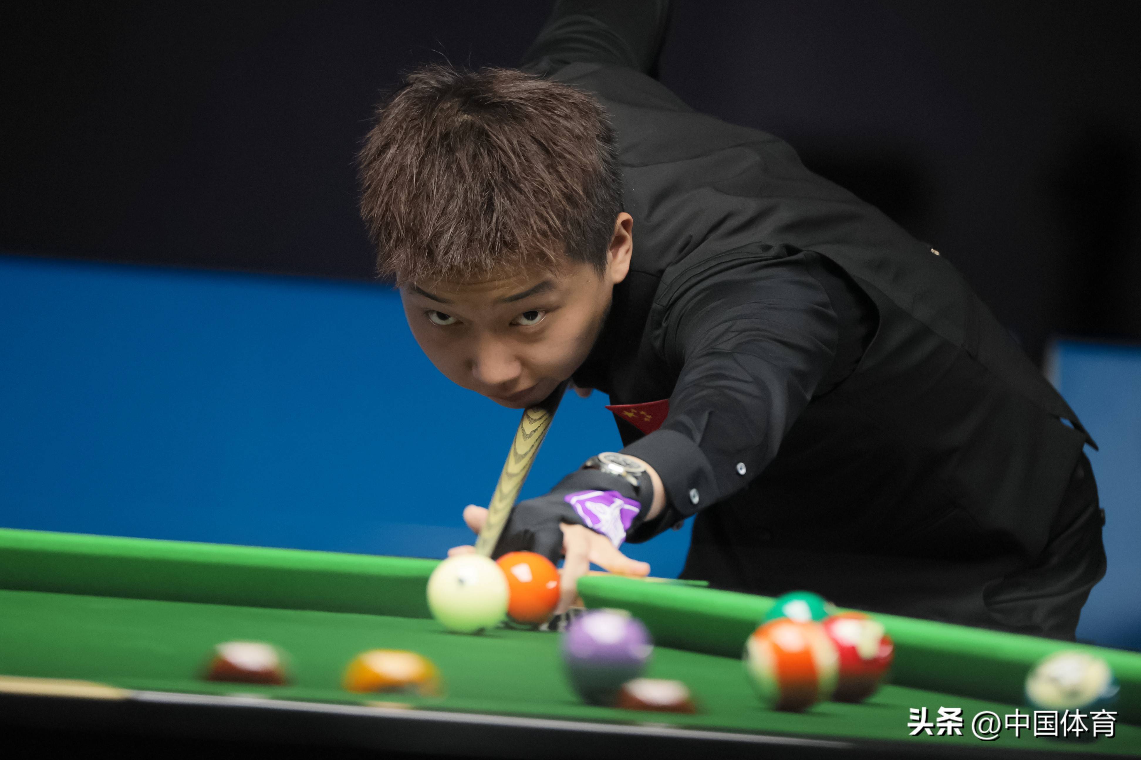 中国队在比赛中战胜对手晋级 中国队在比赛中战胜对手晋级