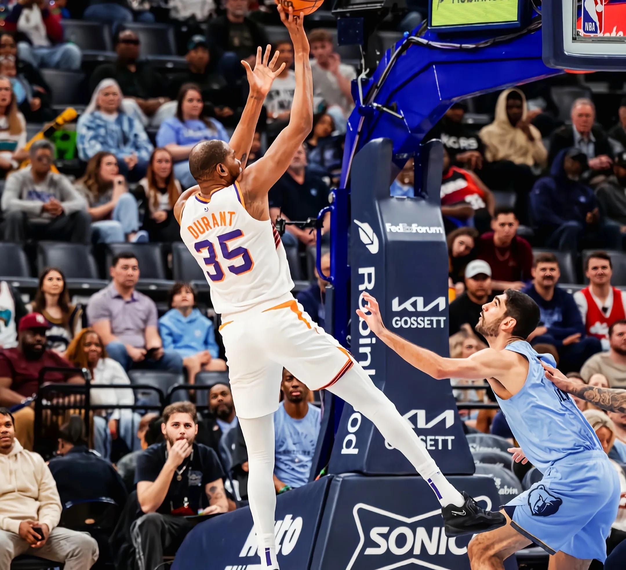 勇士主场胜灰熊，杜兰特双双砍下30分的简单介绍