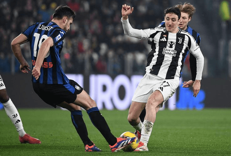 尤文图斯卫冕之路坎坷，多特蒙德终结连胜的简单介绍